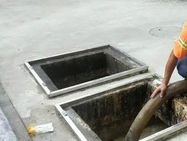 凤山化粪池清理